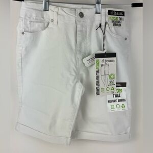 D. Jeans Women's High Waist White Twill Shorts